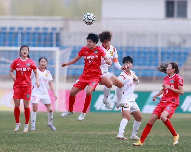 湖北女足力克对手，成功晋级中超联赛前四的简单介绍